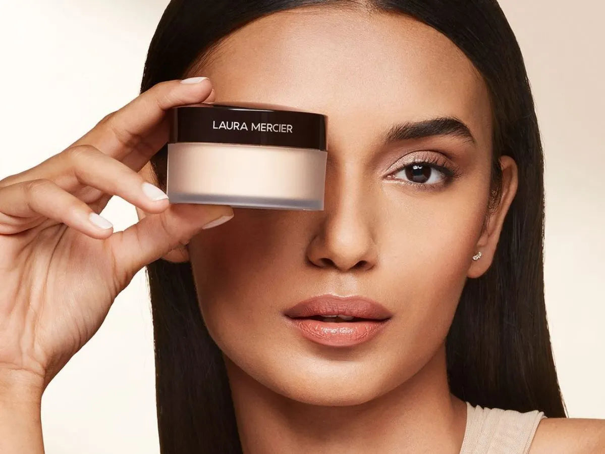 LAURA MERCIER